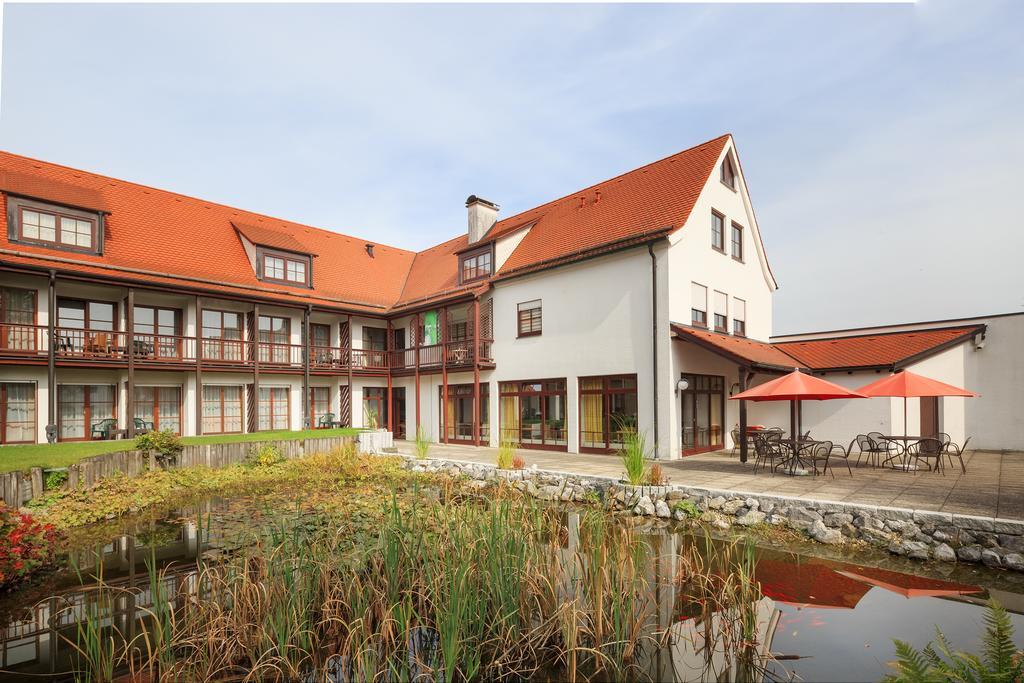 Hotel Garni Gaestehaus Am Muehlbach Ottobeuren Exterior photo